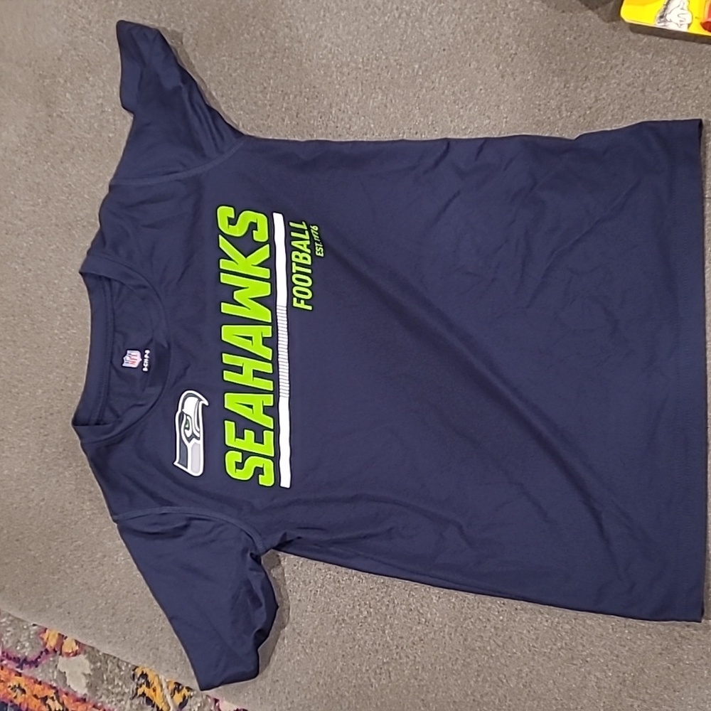 Seahawks football t shirt
